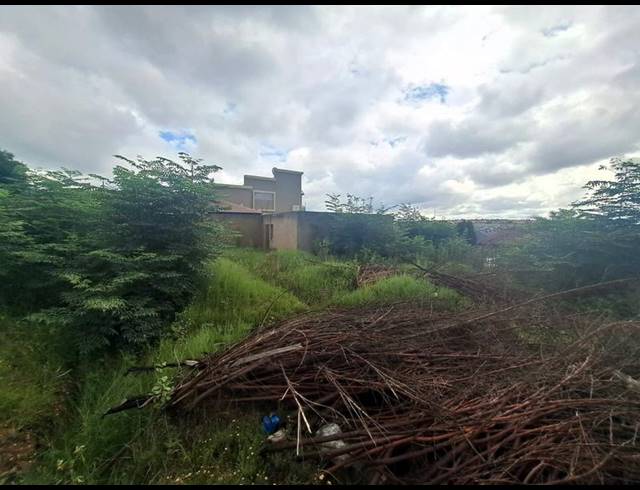 LAND FOR SALE IN HEUWELOORD